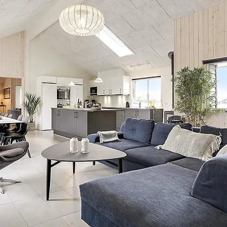 Luxury Retreat In Marielyst - By Traum *