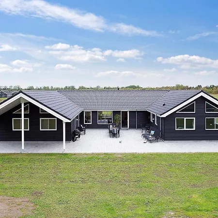 Luxury Retreat In Marielyst - By Traum *